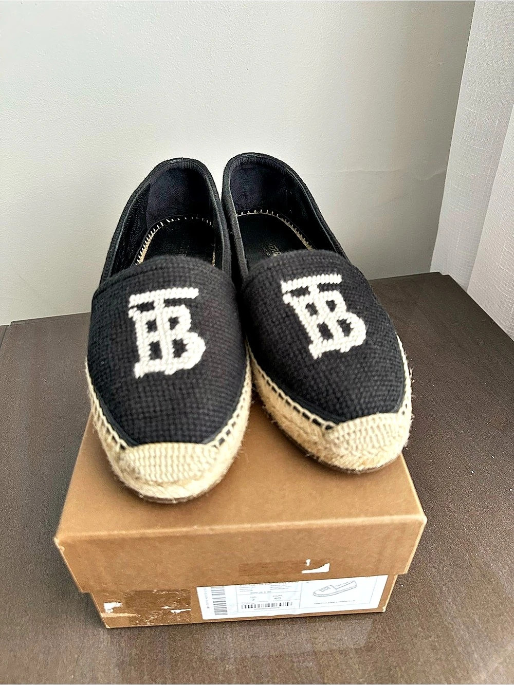 Burberry Black Espadrille Flats Size 40